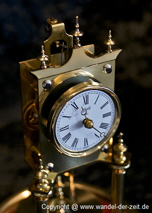 Uhr 22cm Durchmesser 2 Stück vorhanden in Baden-Württemberg - Dunningen